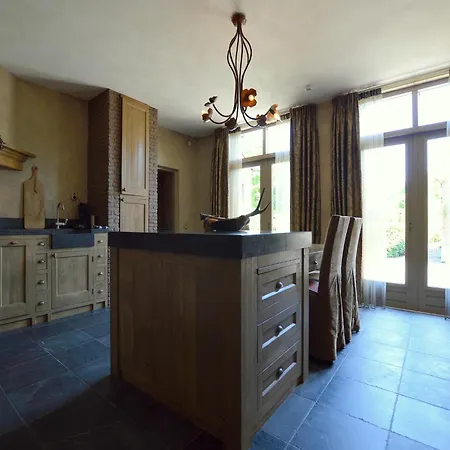 Сasa de vacaciones Group With Private Pool And Sauna, Cleaning Included Alphen (North Brabant)
