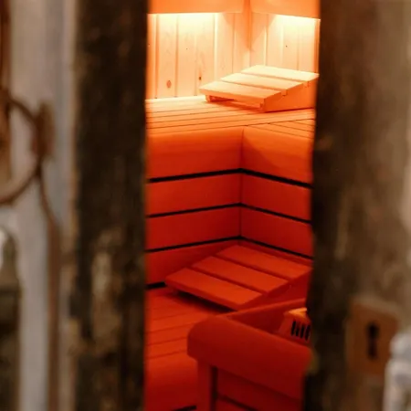 Group With Private Pool And Sauna, Cleaning Included *